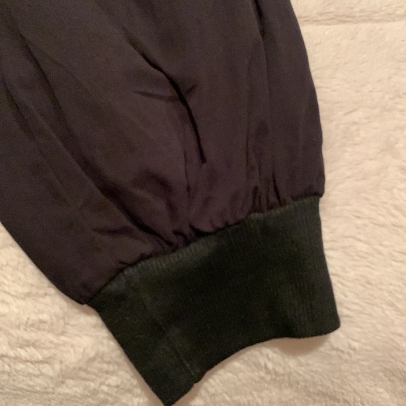 Black jogger pants - Picture 2 of 3